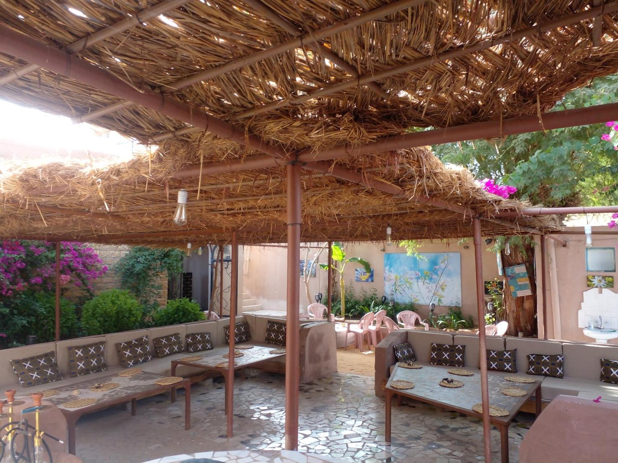 "Par 4 Chemins" - Atypical Stopover Nouakchott Exterior foto