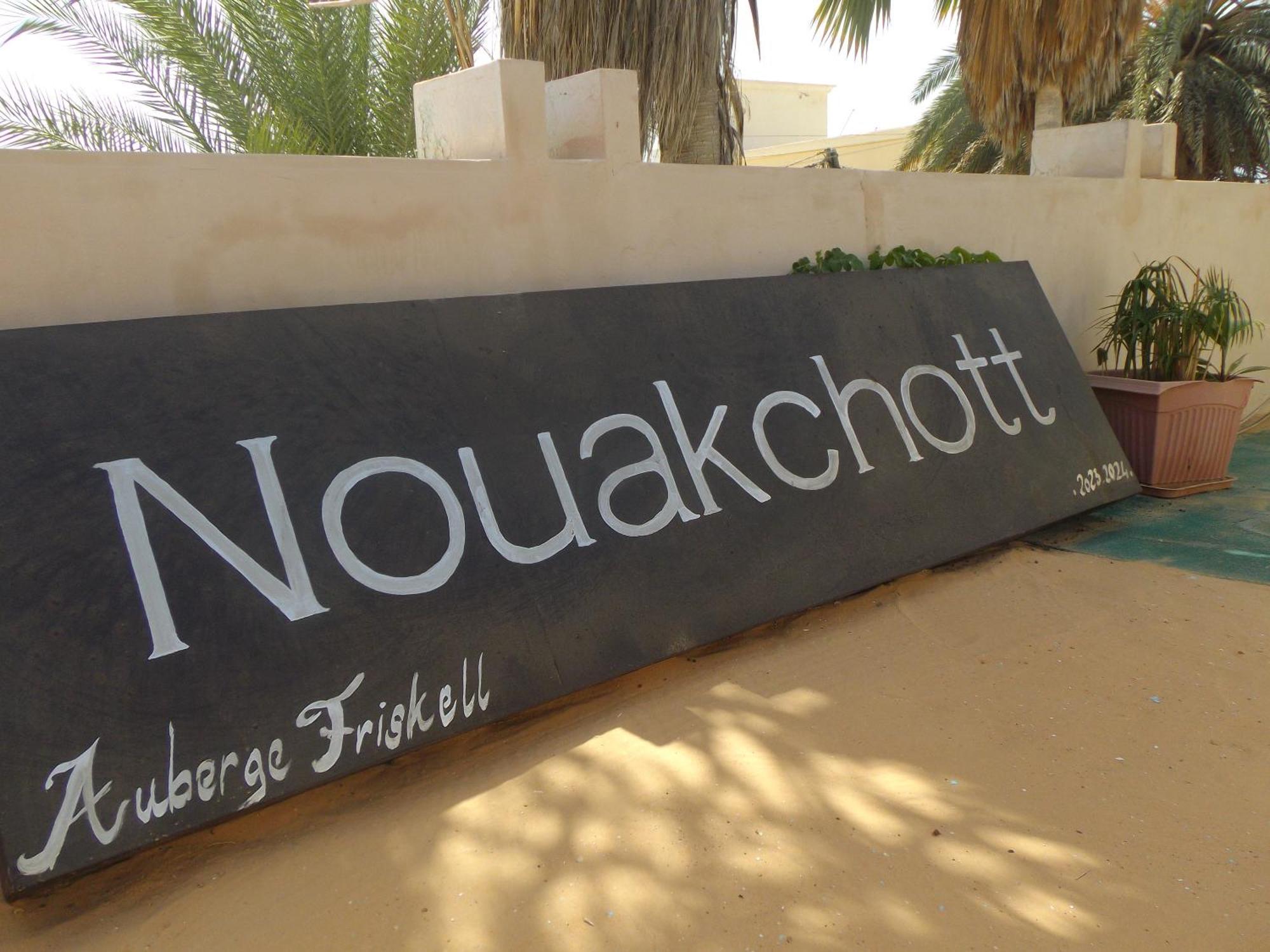 "Par 4 Chemins" - Atypical Stopover Nouakchott Exterior foto